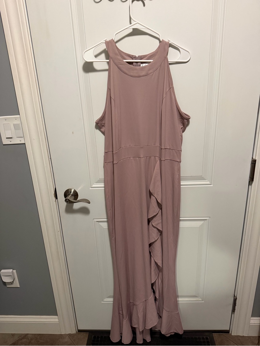 Reberrini  Size 18 Mauve Sleeveless Ruffle-Front Formal Maxi Dress NWT